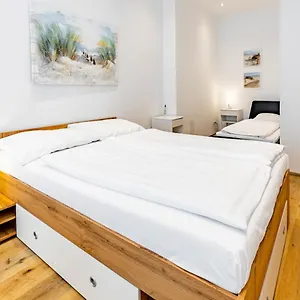 https://west-apartments.vienna-besthotels.com